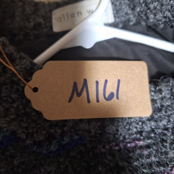 An Allen Wah mens long sleeve mohair, lambs wool, chenille blend sweater in XL - Picture 5 of 6